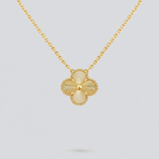 RADIANT CLOVER Necklace