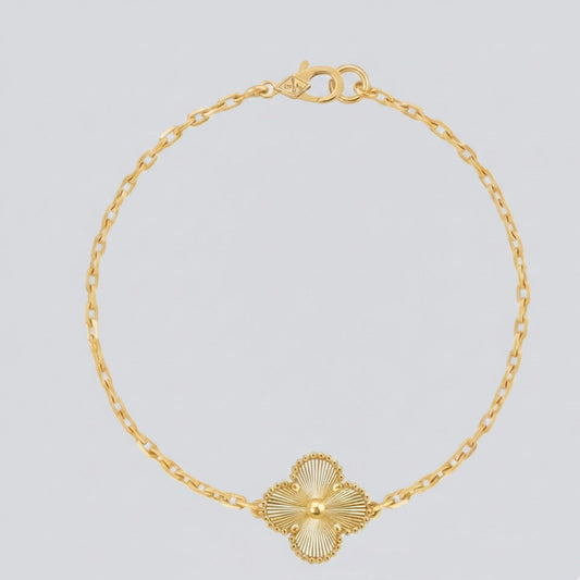 Radiant Clover Bracelet