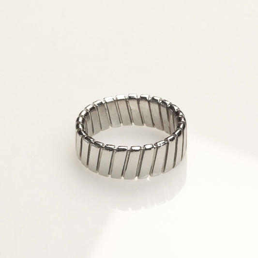 Kinetic Ribbed Band