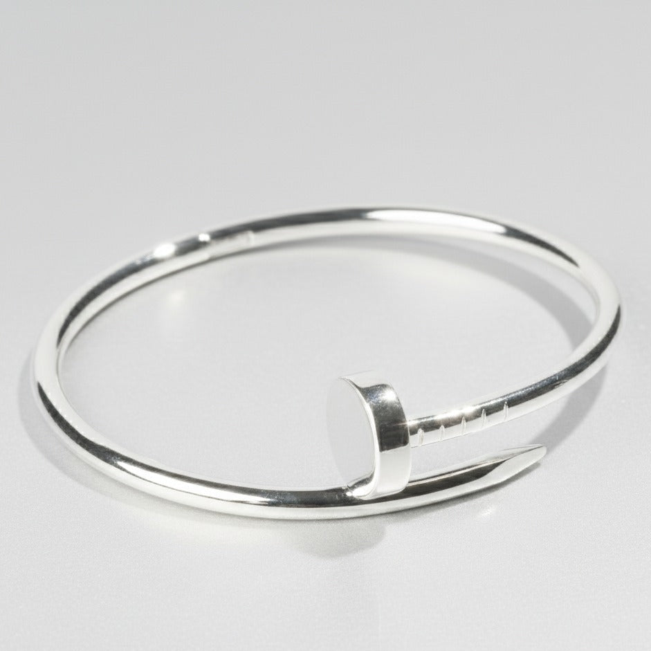 Zaivor's Nail Bracelet