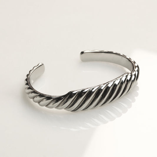 Helix Verve Bangle