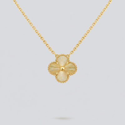 RADIANT CLOVER Necklace